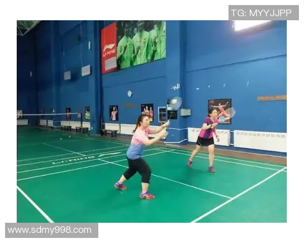 广州羽毛球队团队协作的成功秘诀与实践探索分析